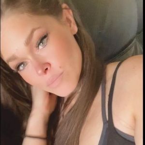 Meet your Posher, Brittney